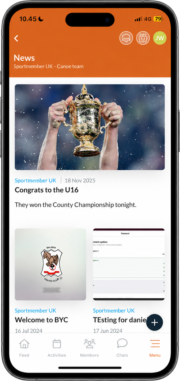 Club news feed in the SportMember app – posts, photos and updates